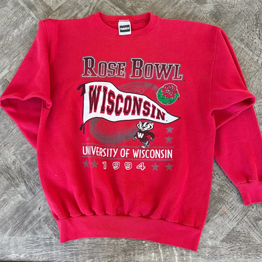 Vintage Rose Bowl Wisconsin Football Crew